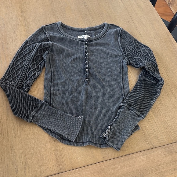 We The Free Cable Cuff Thermal, XL - Picture 3 of 6